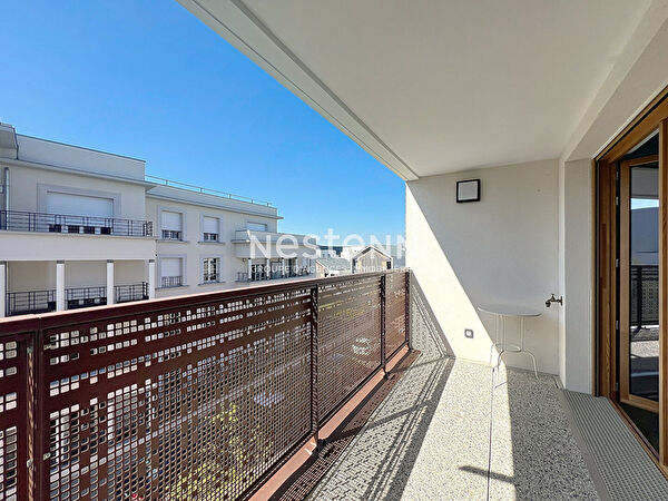 Saint Cyr L Ecole 1 piece 30.09 m2 - Meuble
