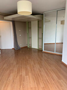 Appartement 1 piece, Plaisir