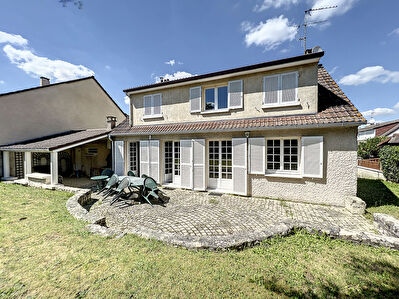 A vendre Maison 6 pieces 138m2 Plaisir