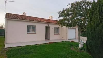 Maison 5 pieces (70 m2) a vendre a SAINT CHRISTOPHE DU LIGNERON