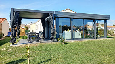 Maison Plain pied a vendre a SAINT URBAIN