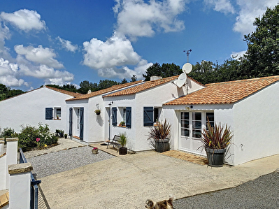 EXCLUSIVITE : LA GARNACHE : maison 5 chambres a vendre