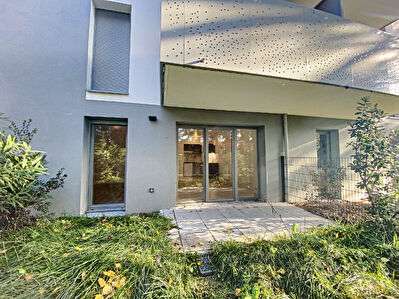 CHALLANS Centre ville : appartement T2 en vente avec place de parking
