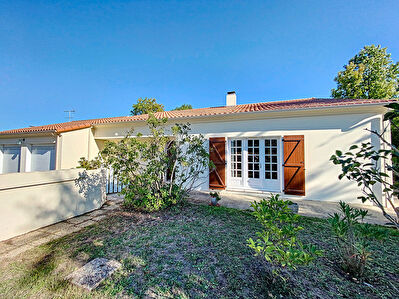 Vente d'une maison 200 m2 a CHALLANS