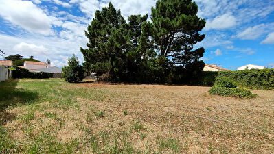 TERRAIN CONSTRUCTIBLE