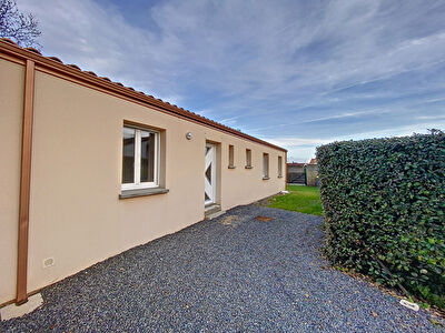 CHALLANS : maison 6 pieces (101 m2) en vente