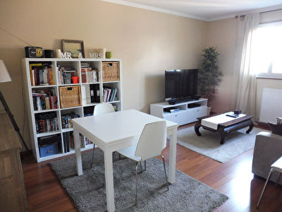 APPARTEMENT GARCHES - 2 pieces - 48,36 m2