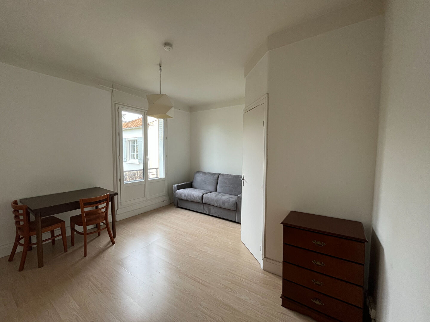 Appartement a louer saint-cloud - 21.63 m2 - Surfyn