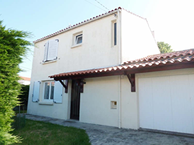 MAISON CHATEAU D OLONNE - 5 pieces - 96,58 m2