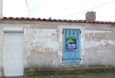 Maison les Sables d'olonne 3 pieces et cour avec travaux