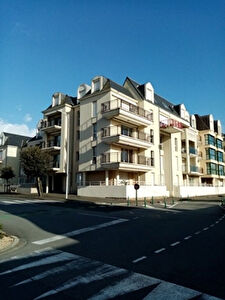Appartement Les Sables d'Olonne 3 pieces 76 m2 ascenseur terrasse garage proche commerces et mer