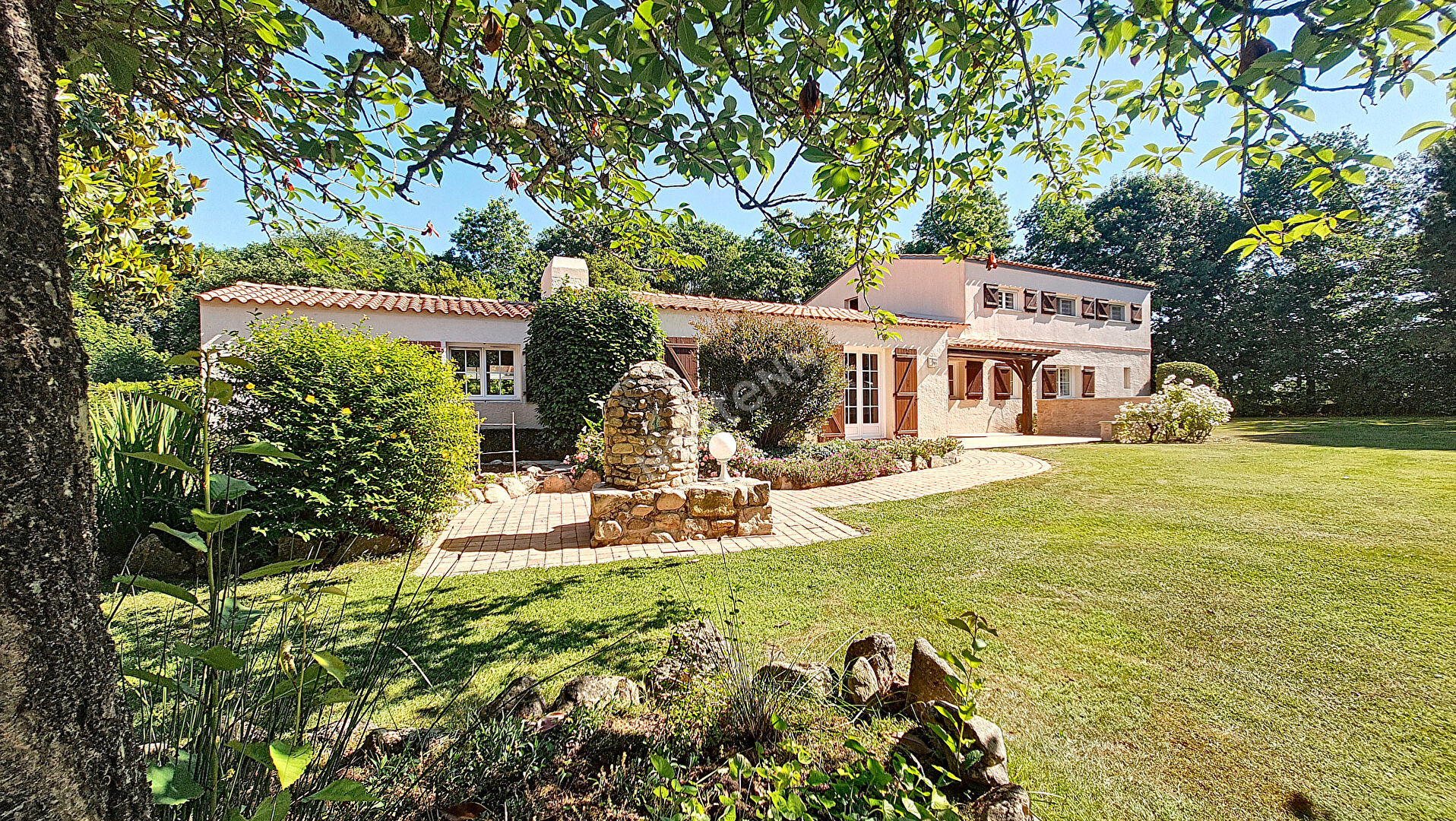 Maison Le Chateau d'Olonne maison de charme environnement paysage