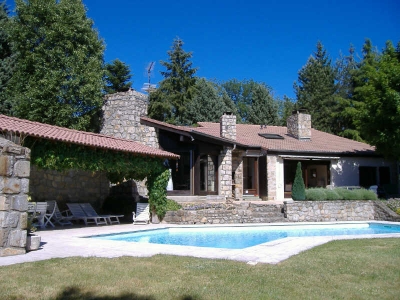 MAISON MONISTROL SUR LOIRE - 8 pieces - 153,83 m2