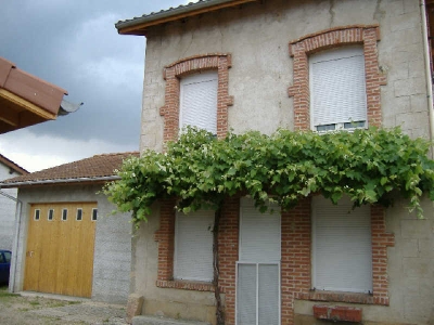 MAISON DE VILLE BAS EN BASSET - 6 pieces - 83 m2