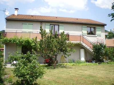 MAISON CONTEMPORAINE BRIVES CHARENSAC - 9 pieces - 157 m2
