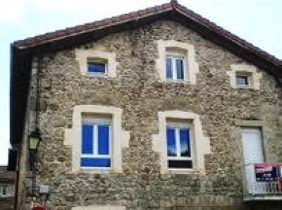 APPART RENOVE MONTFAUCON