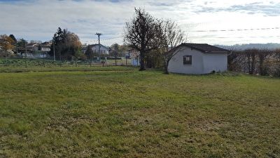 Terrain Bas En Basset 700 m2