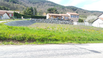 Terrain Bas En Basset 1110 m2
