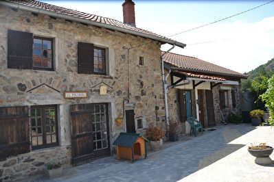 Ancienne ferme Retournac 6 pieces 137 m2