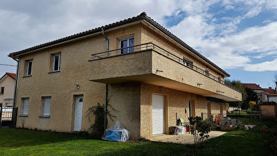 Appartement Sainte Sigolene 3 pieces 83 m2