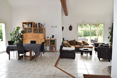 Maison a Bouchemaine de pres de 150m2 de 4 chambres avec jardin