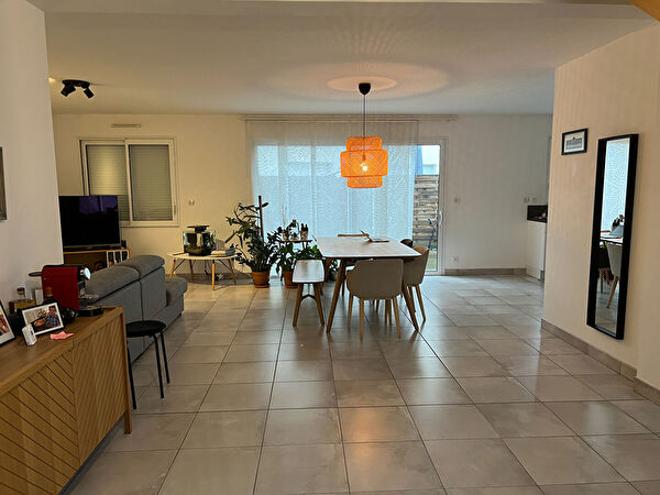 A LOUER MAISON NEUVE 4 CHAMBRES
