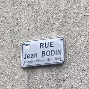 A louer box ferme Angers centre