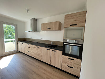 Appartement type 3 renove a Angers Sud