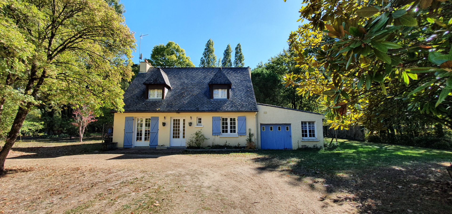photos n°1 Maison 5 chambres à 15 min d'Angers sur terrain de 4541 m² 49140 Loire Authion