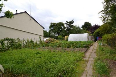 Terrain constructible, borne sur St Barthelemy D' Anjou 380 m2