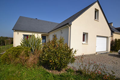Maison de plain pied total 4 chambres dans le bourg de 5 pieces 131.26 m2