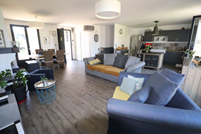 Maison Pellouailles-Les-Vignes, Grande piece de vie, 5 chambres, jardin