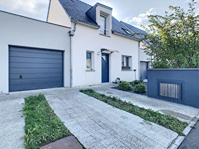 Saint Barthelemy d'Anjou Maison 2016, 3 chambres, 97 m2 jardin et garage