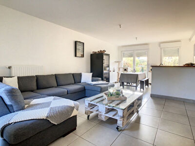 Maison 3 chambres a Saint Barthelemy D' Anjou limite Angers avec garage, jardin