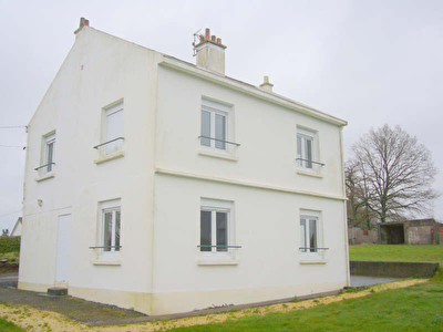 MAISON DE VILLE PLOUAY - 5 pieces - 100,00 m2