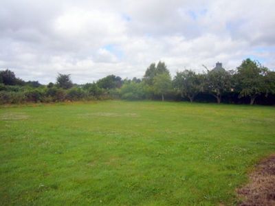 Terrain Caudan 907 m2