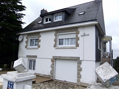 Maison + grand terrain constructible Cleguer