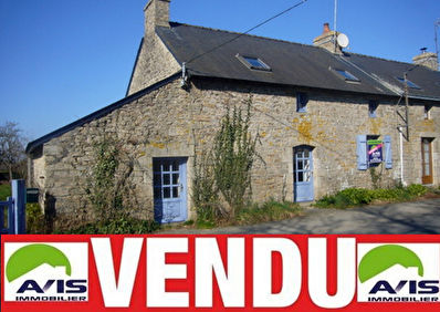 VENDUE - LONGERE A PROXIMITE DE GUIDEL