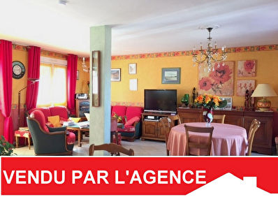 VENDU - Vaste Maison a Ploemeur, proche des commerces