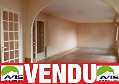 VENDU - RARE ! Appartement au centre de Queven