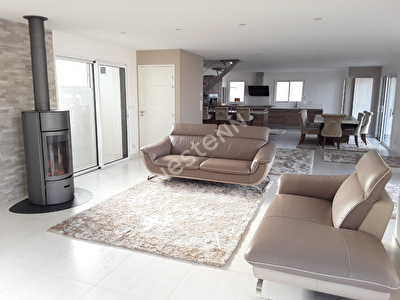 Maison Ploemeur 189 m2 environ