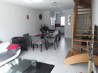 Contemporaine lumineuse de 3 chambres a Hennebont.