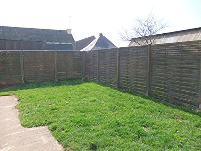 SPACIEUX APPARTEMENT 3 PIECES de 90m2 AVEC JARDIN ET TERRASSE