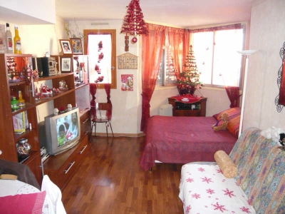 APPARTEMENT BEZONS - 3 pieces - 61 m2