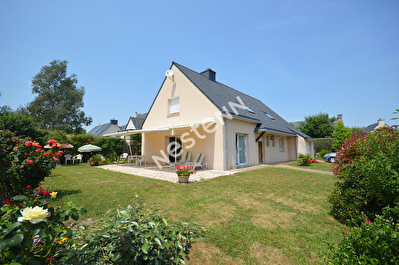Maison Plougoumelen 7 pieces