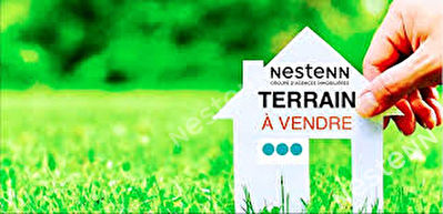 PLUVIGNER. Terrain