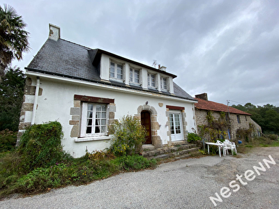 Maison et longere a renover - Potentiel de 350 m2 habitable environ - 2200 m2 de terrain