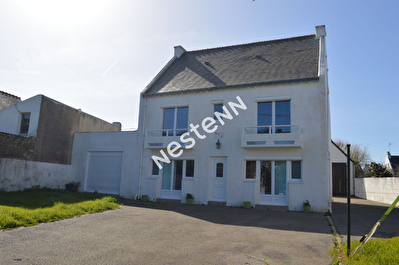 Maison divisee en 6 appartements a Saint Pierre Quiberon