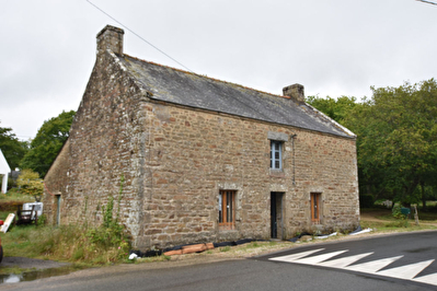 Charmante maison en pierre a renover a moins de 1 km du bourg de PLOEMEL