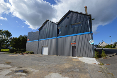 Vente local commercial a Camors d'une surface de 340 m2
